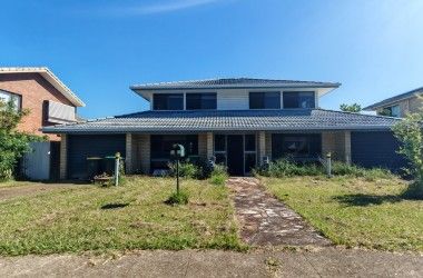 View Listing Listing Photograph