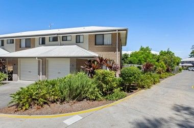 View Listing Listing Photograph