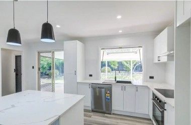 View Listing Listing Photograph