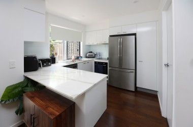 View Listing Listing Photograph