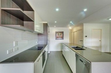 View Listing Listing Photograph