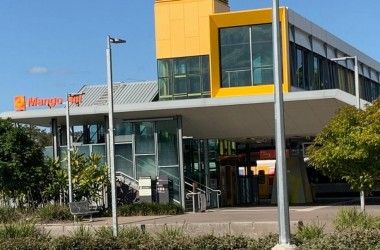 View Listing Listing Photograph