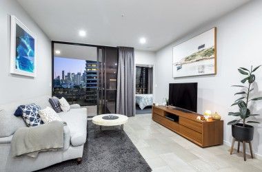 View Listing Listing Photograph