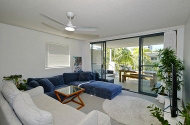 View Listing Listing Photograph