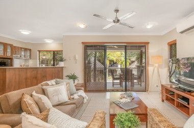 View Listing Listing Photograph