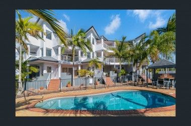 View Listing Listing Photograph