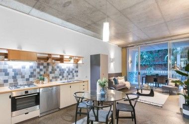 View Listing Listing Photograph