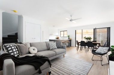 View Listing Listing Photograph