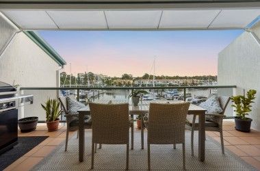 View Listing Listing Photograph