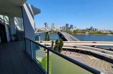 View Listing Listing Photograph