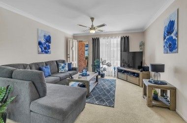 View Listing Listing Photograph