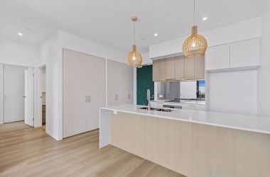 View Listing Listing Photograph