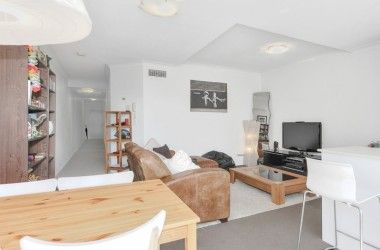 View Listing Listing Photograph