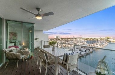 View Listing Listing Photograph