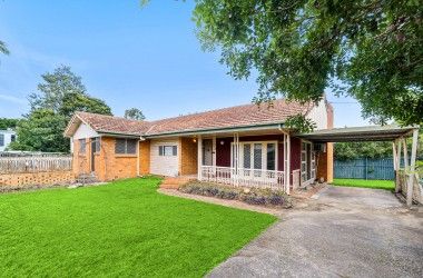 View Listing Listing Photograph