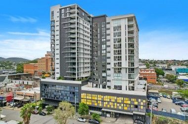 View Listing Listing Photograph