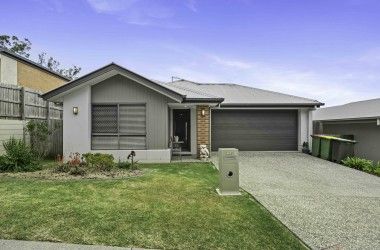 View Listing Listing Photograph