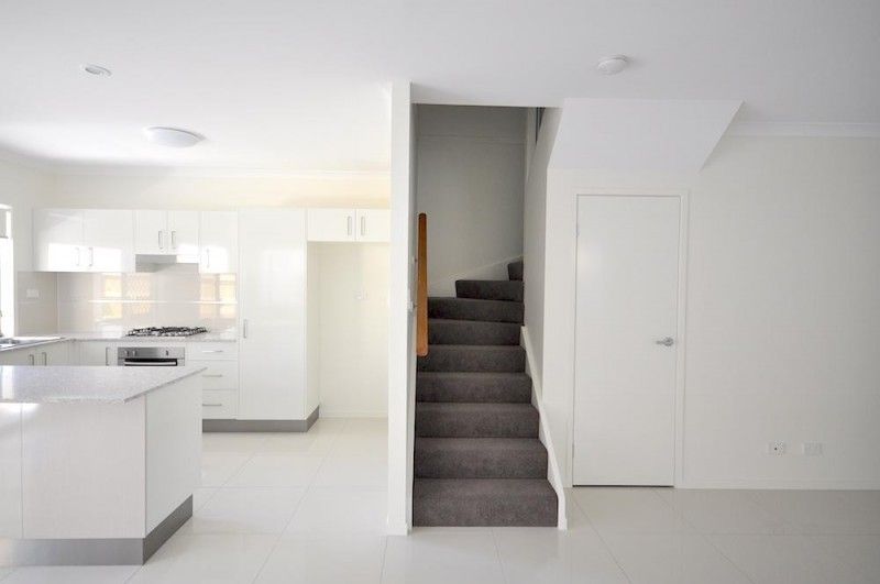 rental property Sunshine Coast