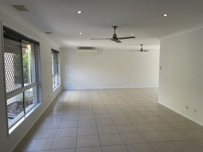 rental property Sunshine Coast