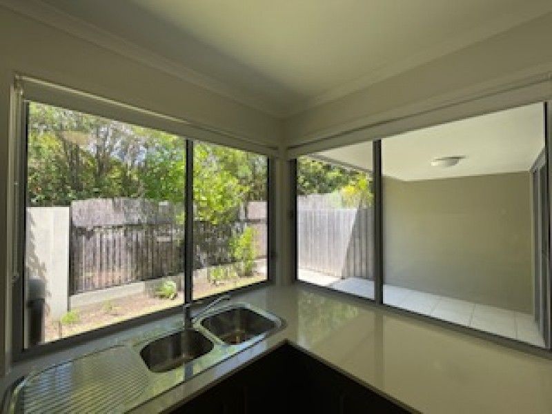 rental property Sunshine Coast