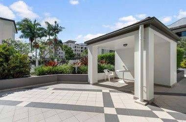 Listing Photograph