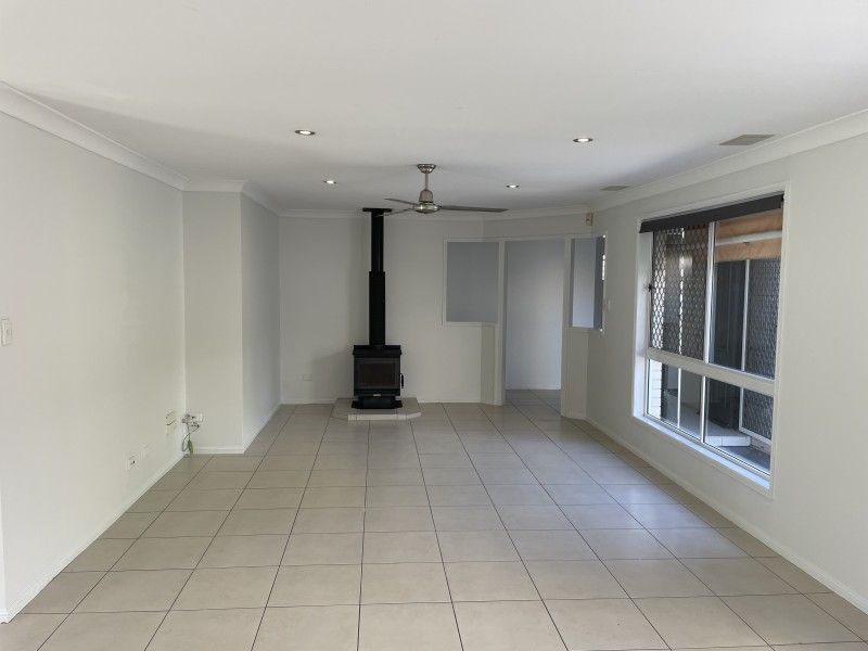 rental property Sunshine Coast