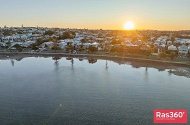 View Listing Listing Photograph