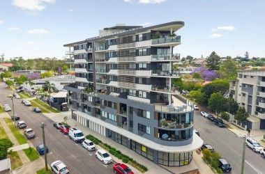 View Listing Listing Photograph