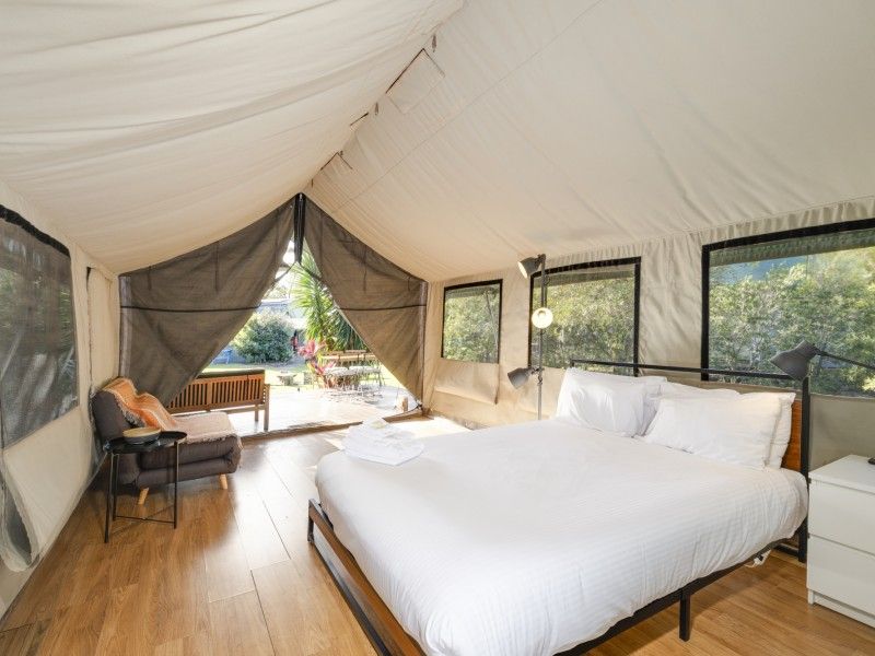 hospitality Wollongong