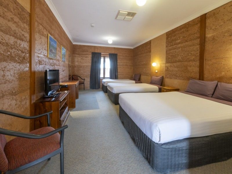 hospitality Alice Springs