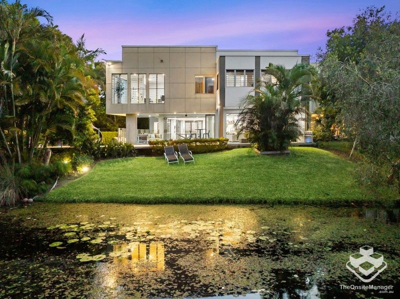 rental property Sunshine Coast