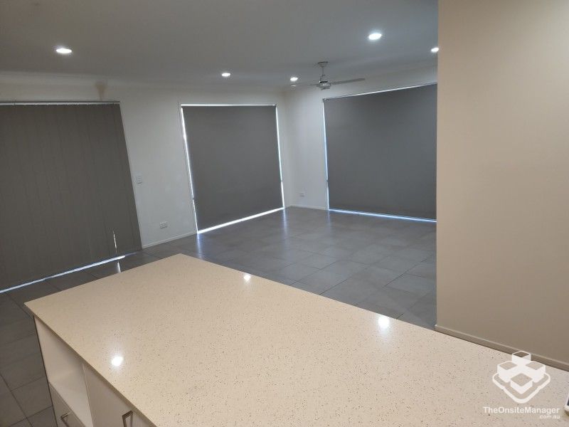 rental property Wide Bay