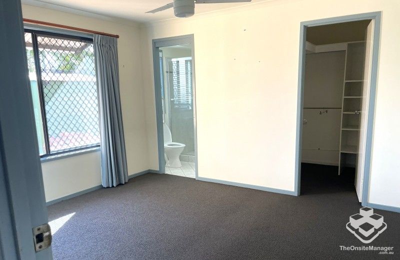 rental property Sunshine Coast