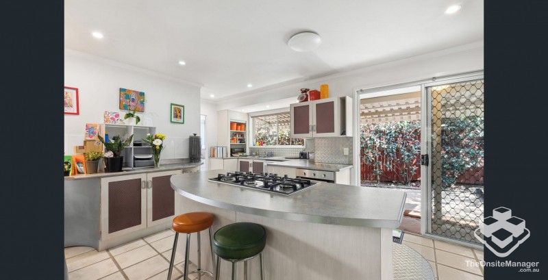 rental property Sunshine Coast