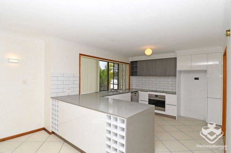 rental property Wide Bay