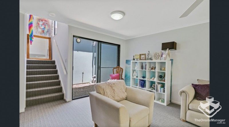 rental property Sunshine Coast