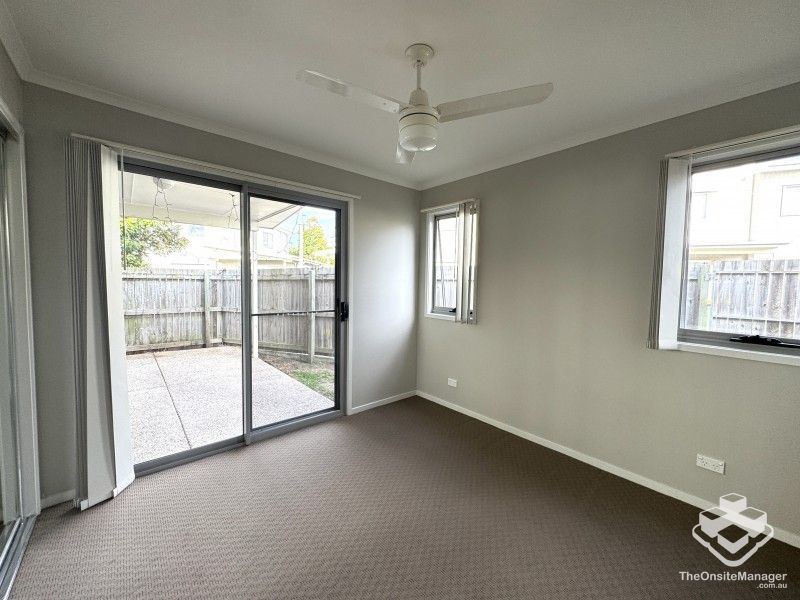 rental property Sunshine Coast