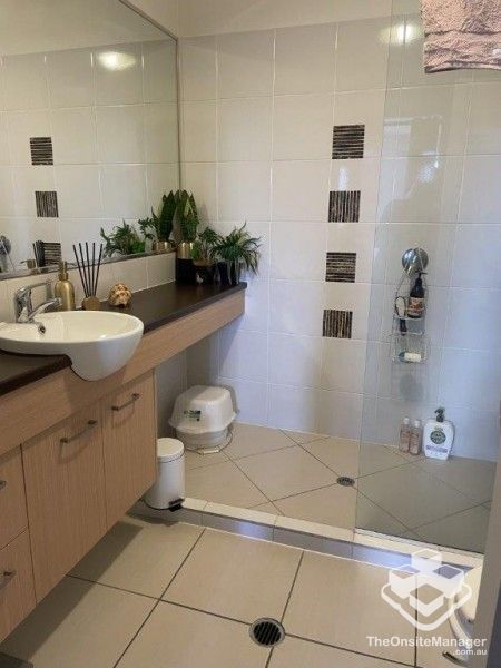 rental property Invalid address