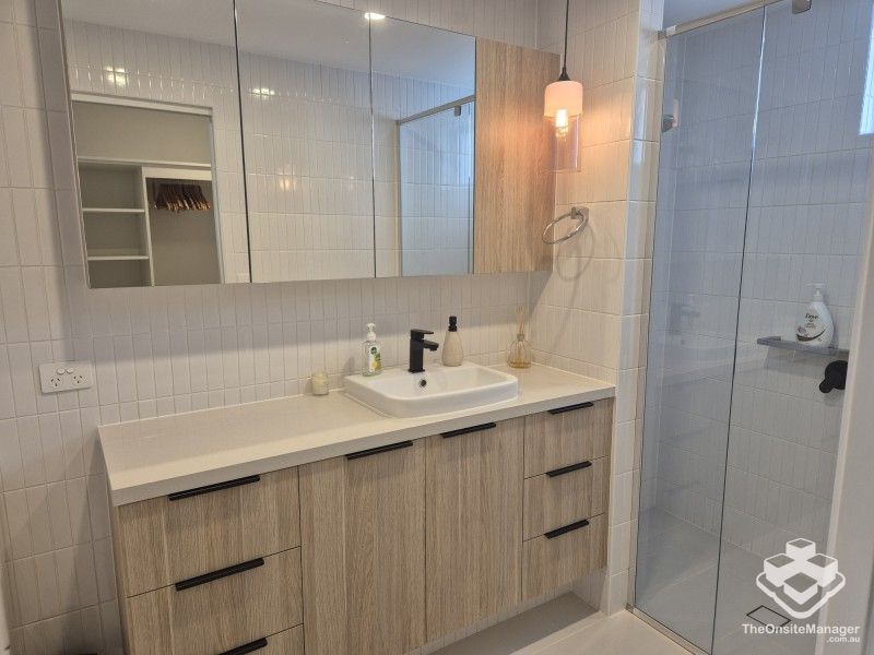rental property Sunshine Coast