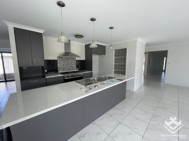 rental property Wide Bay
