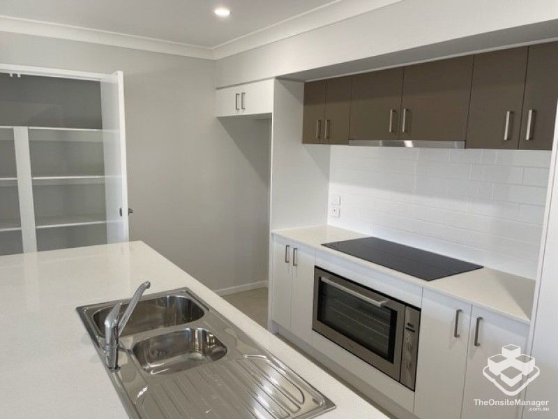 rental property Wide Bay