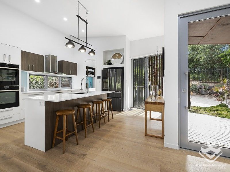 rental property Sunshine Coast