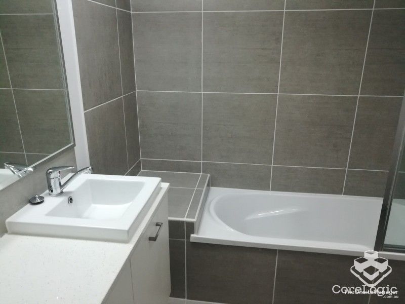 rental property Invalid address