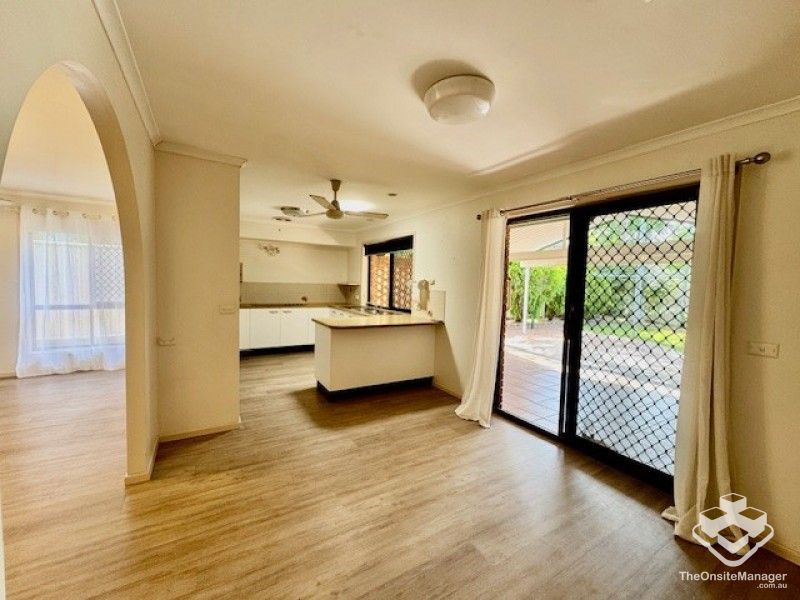 rental property Sunshine Coast