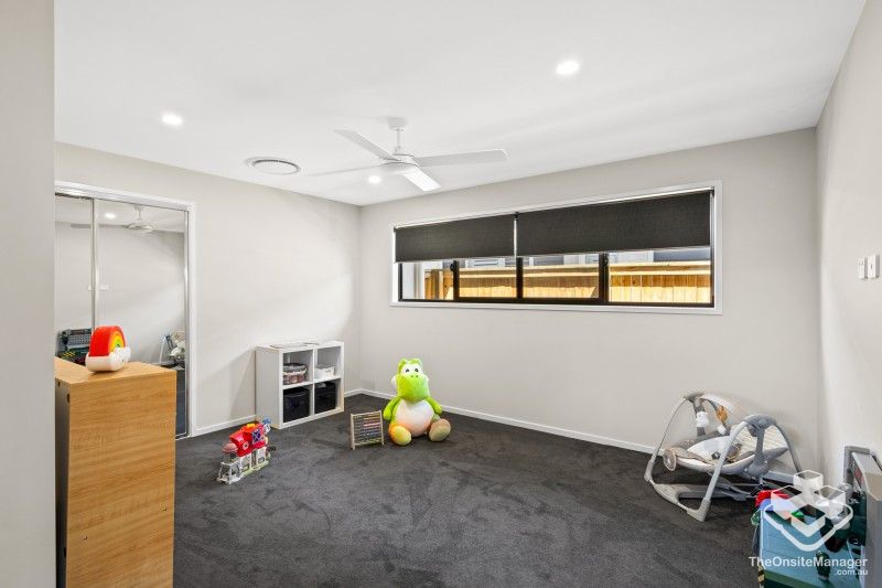 rental property Sunshine Coast