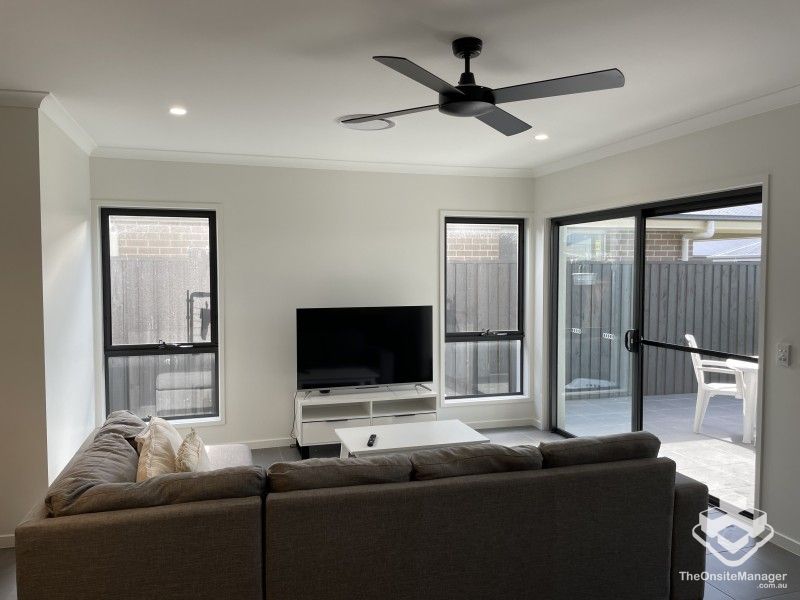 rental property Sunshine Coast