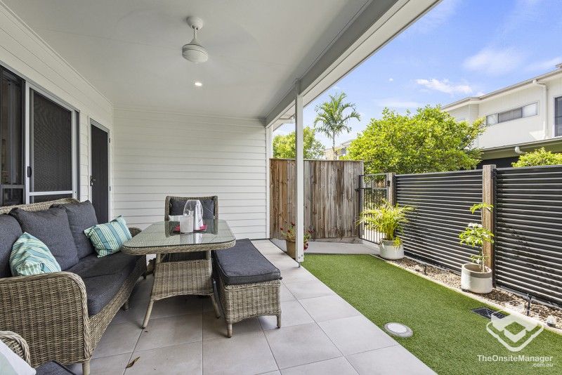 rental property Sunshine Coast