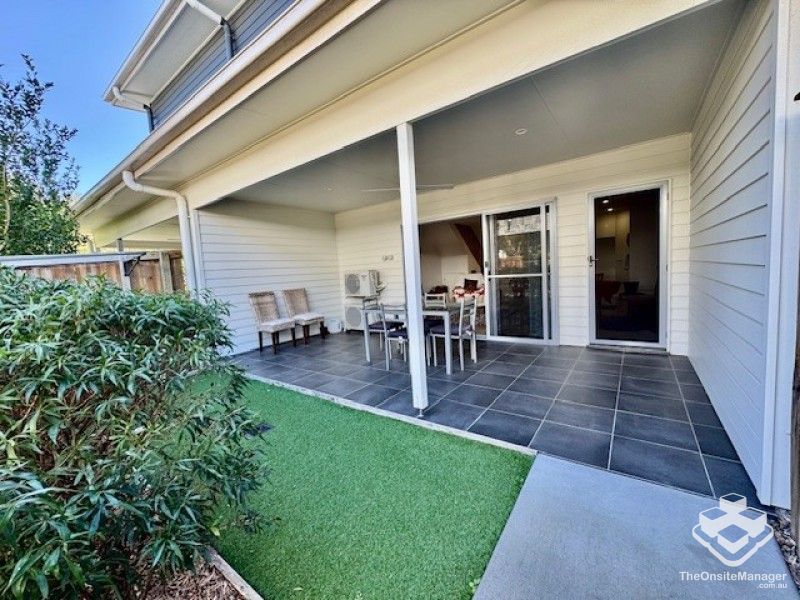 rental property Sunshine Coast