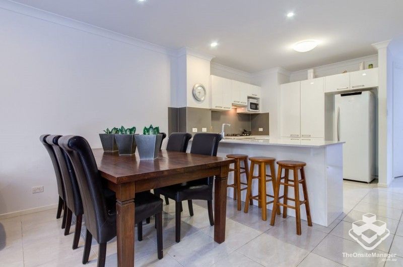 rental property Sunshine Coast