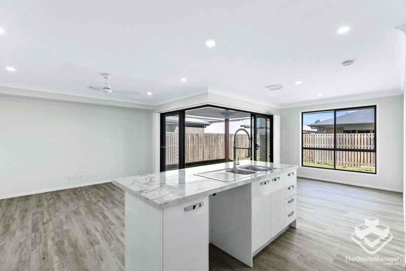 rental property Wide Bay